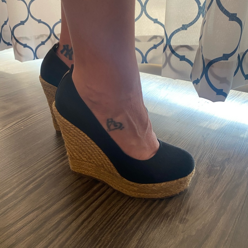 ALDO Wedges - Picture 10 of 11